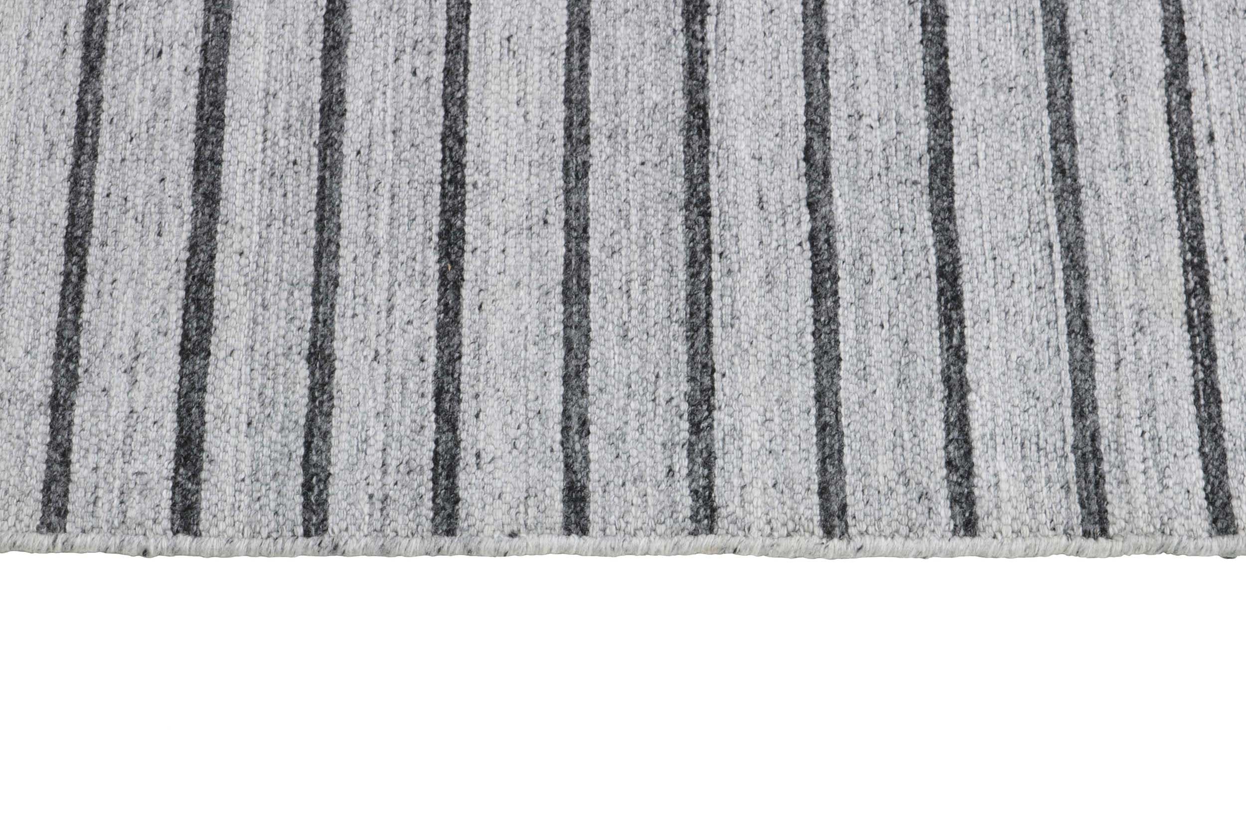 Laagpolig vloerkleed MOMO Rugs Nouveau Stripes Silver Dark Grey