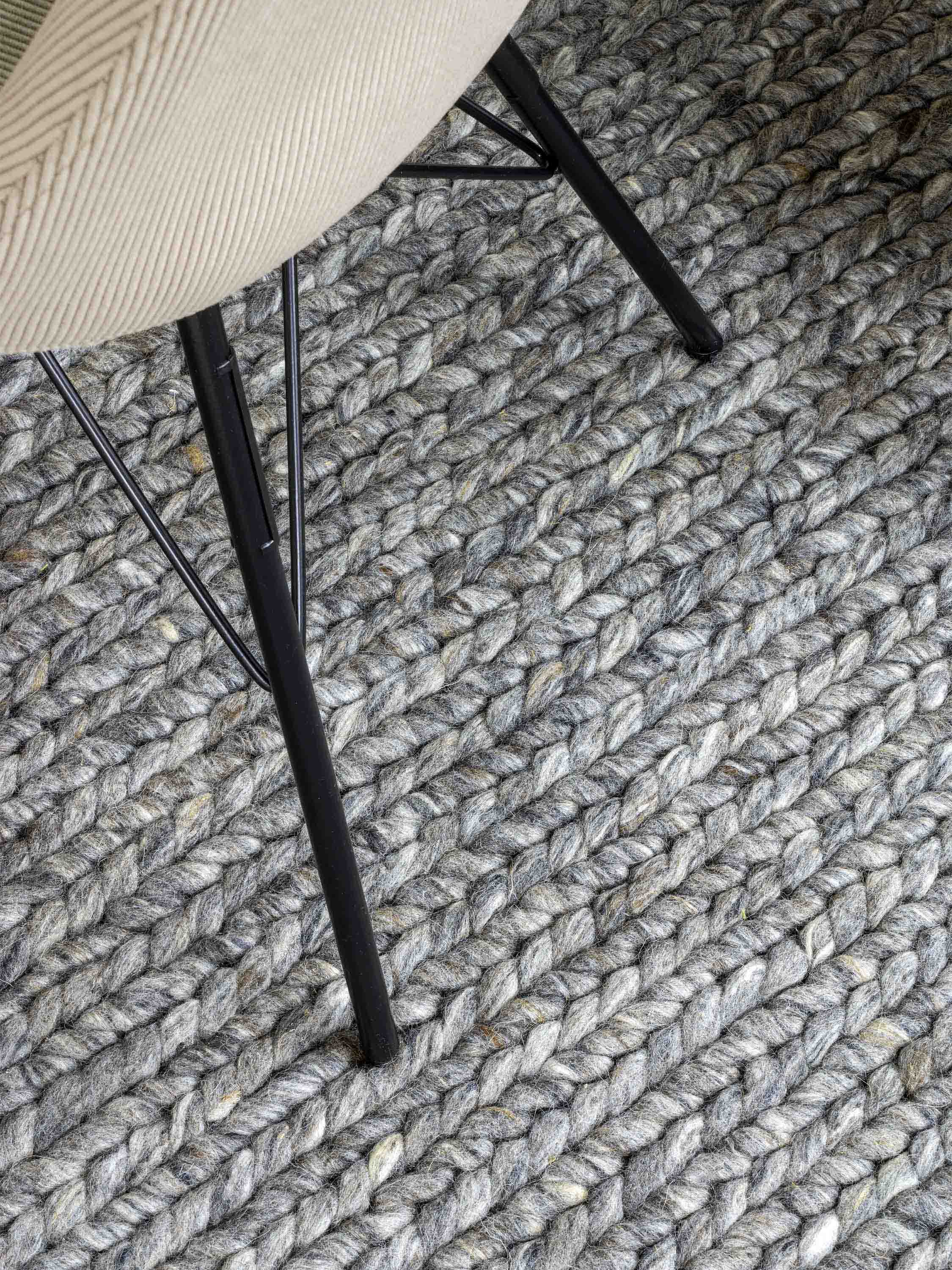 Vloerkleed Momo Rugs Kabel Dark Grey