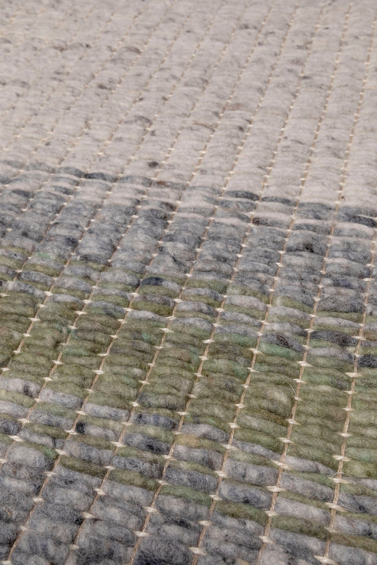 Structuur vloerkleed MOMO Rugs Varenna Green – leveranciersfoto